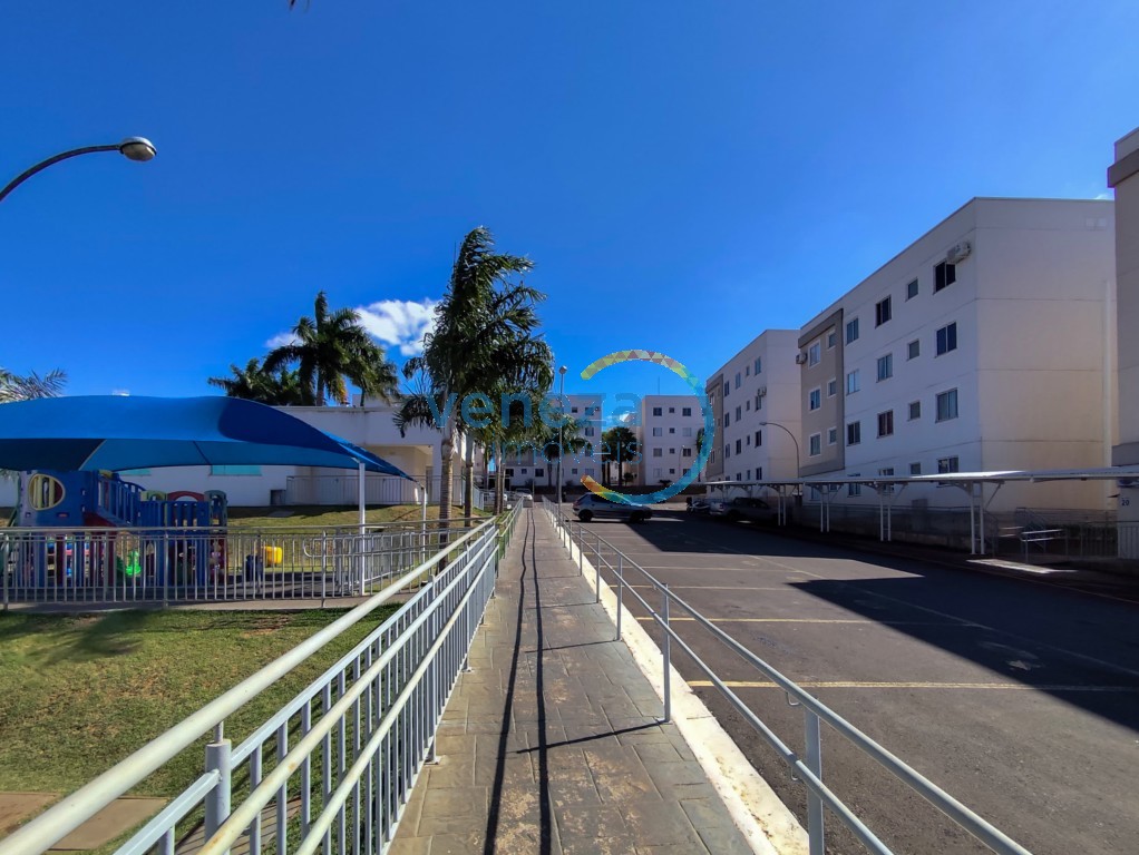 Apartamento para venda no Gleba Esperanca em Londrina com 70m² por R$ 200.000,00