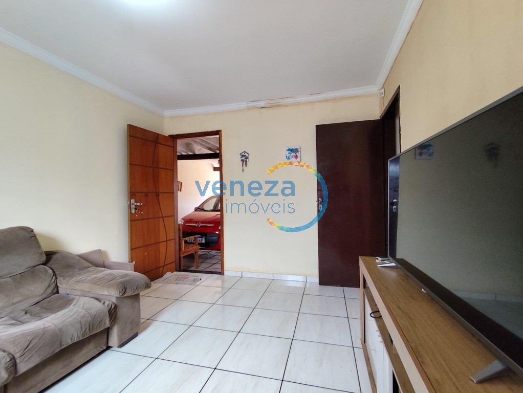 Casa Residencial para venda no Jacomo Violin em Londrina com 145m² por R$ 240.000,00