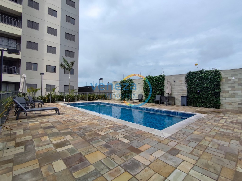 Apartamento para locação no bairro Gleba Palhano de Londrina com 51m<sup>2</sup> útil, 2 quartos, 1 vaga de garagem