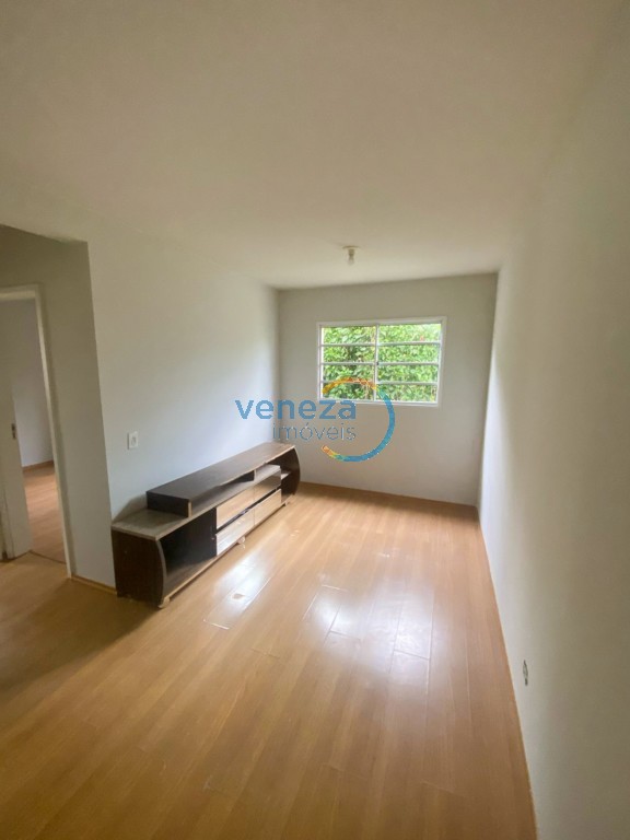 Apartamento para locacao no Ouro Verde em Londrina com 76,24m² por R$ 1.225,00