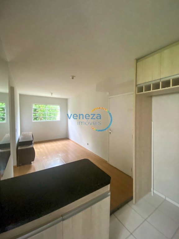 Apartamento para locacao no Ouro Verde em Londrina com 76,24m² por R$ 1.225,00