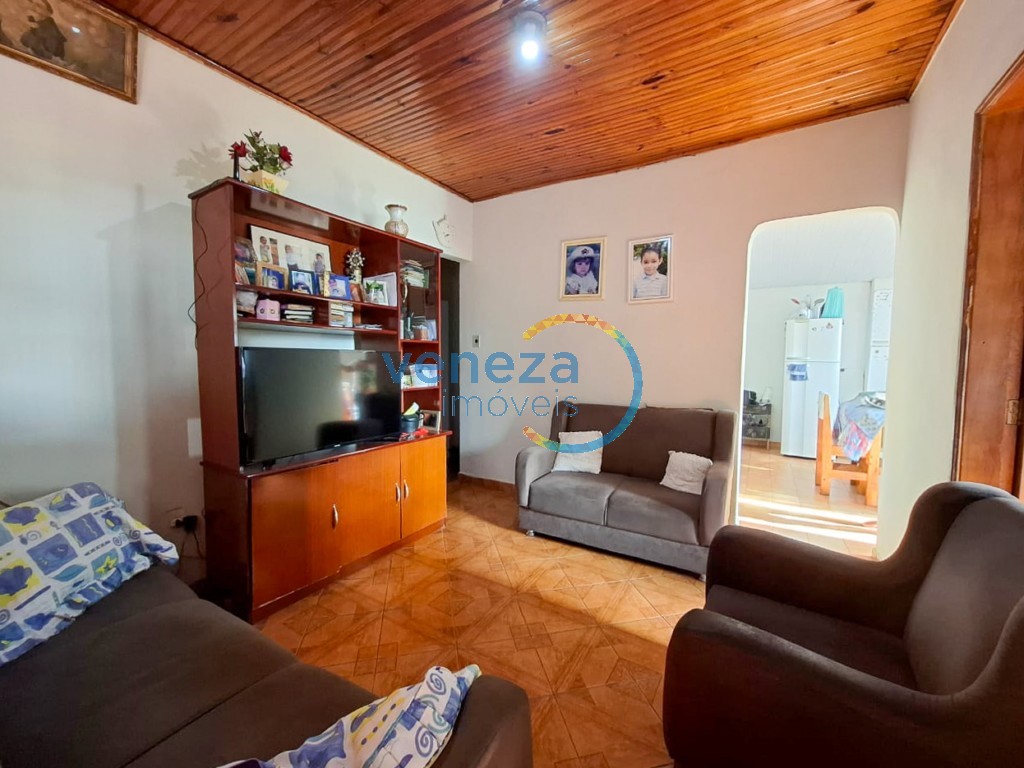 Casa Residencial para venda no Avelino a Vieira em Londrina com 165,55m² por R$ 300.000,00