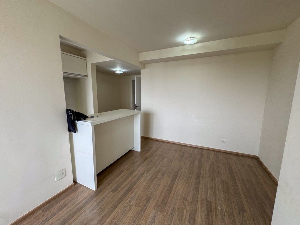 Apartamento para venda no Aurora em Londrina com 86,12m² por R$ 370.000,00