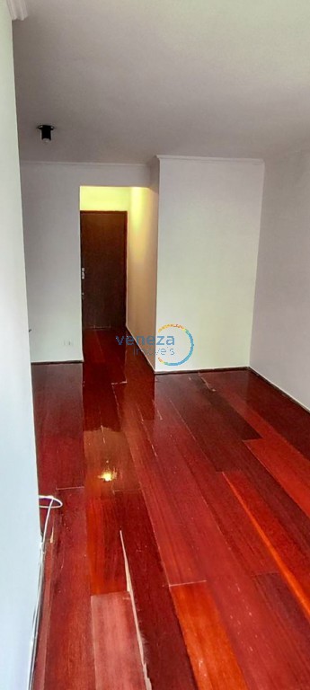 Apartamento para venda no Claudia em Londrina com 69m² por R$ 299.000,00