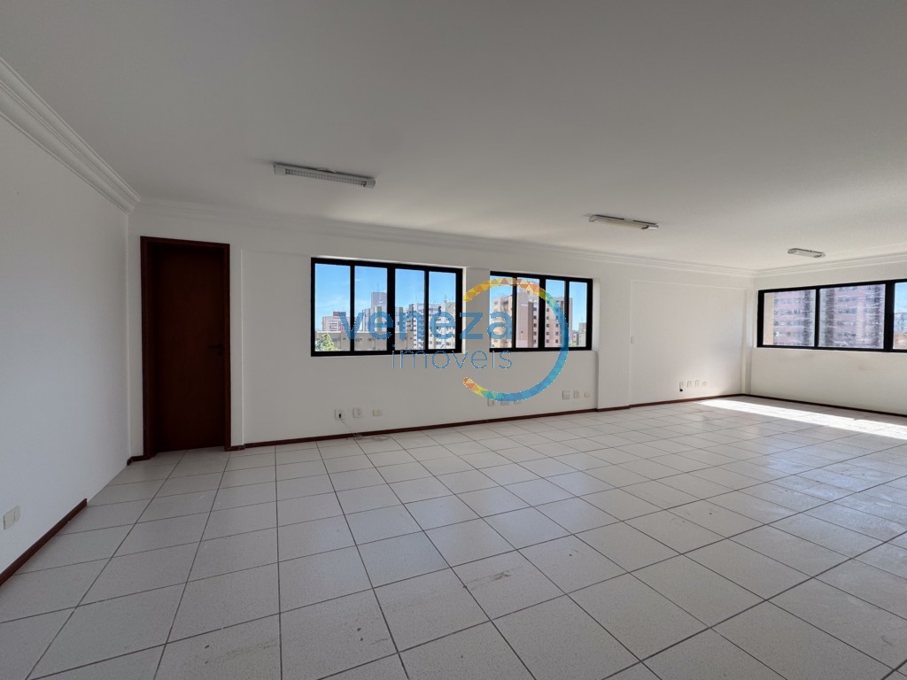 Sala para locacao no Centro em Londrina com 109,46m² por R$ 2.300,00  - Foto 2