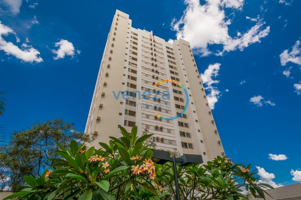 Apartamento para venda no Aurora em Londrina com 105,01m² por R$ 465.000,00