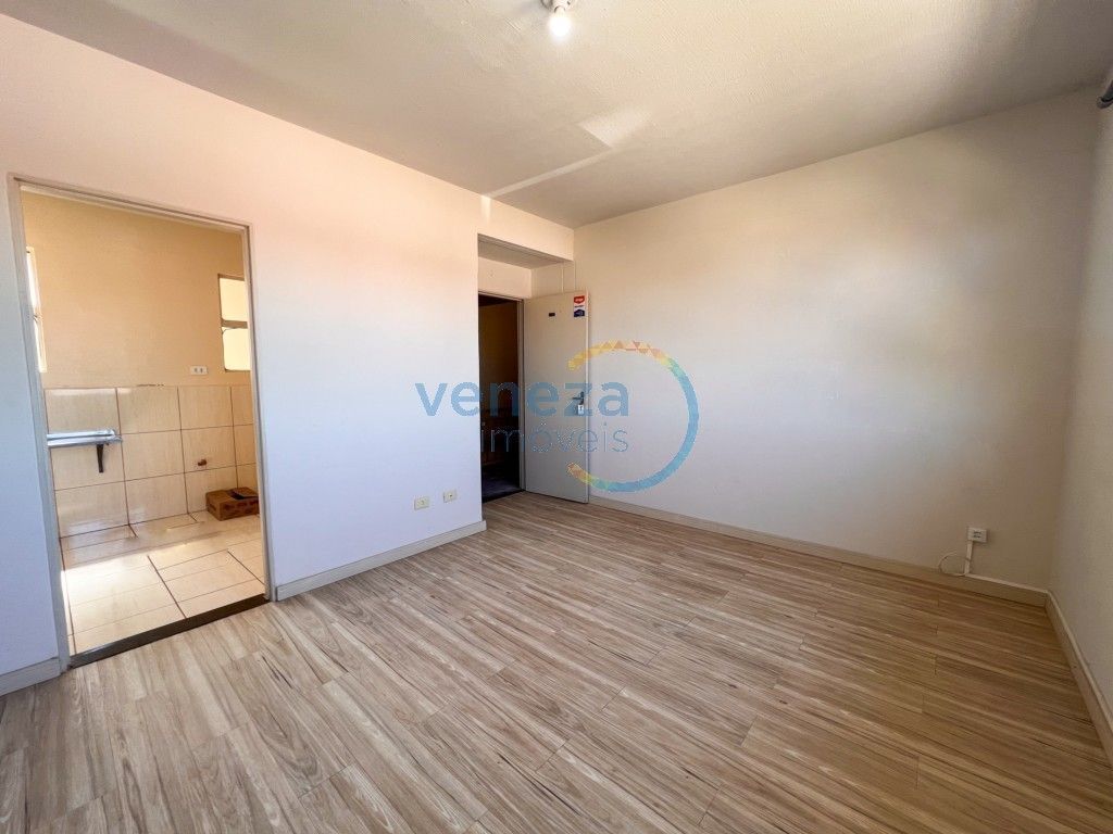Apartamento para venda no Jardim das Americas em Londrina com 96,57m² por R$ 169.000,00