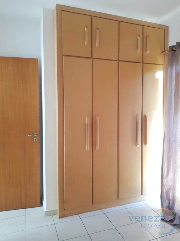 Apartamento à venda no bairro Kennedy de Londrina com 36.97m<sup>2</sup> útil, 1 quarto, 1 vaga de garagem