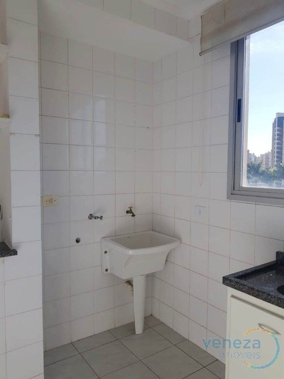 Apartamento à venda no bairro Kennedy de Londrina com 36.97m<sup>2</sup> útil, 1 quarto, 1 vaga de garagem