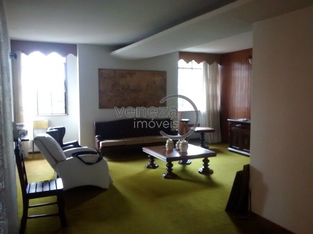 Apartamento para venda no Centro em Londrina com 485,46m² por R$ 380.000,00