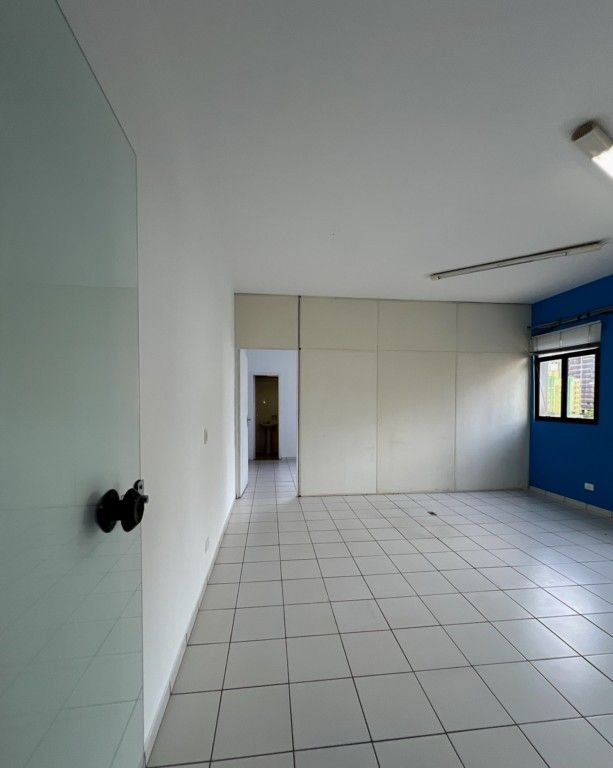 Sala para venda no Centro em Londrina com 75,15m² por R$ 269.000,00