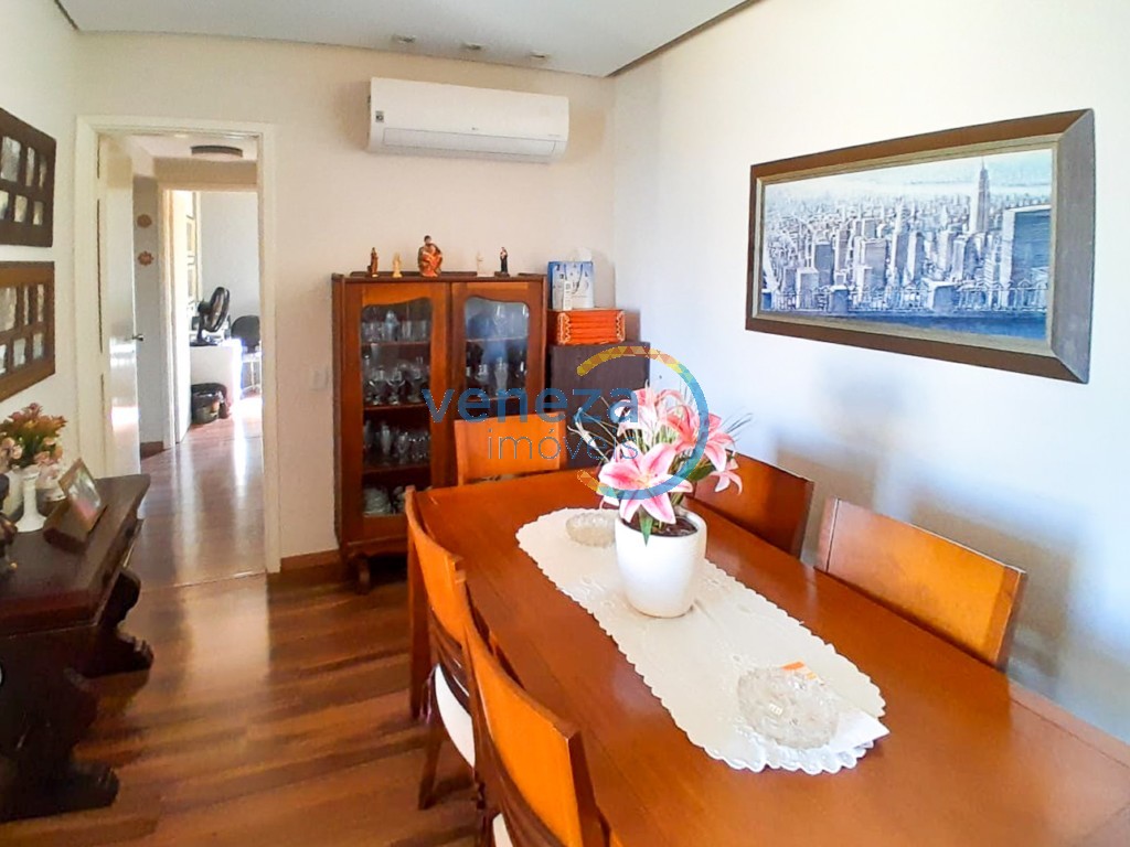 Apartamento para venda no Centro em Londrina com 125,31m² por R$ 380.000,00