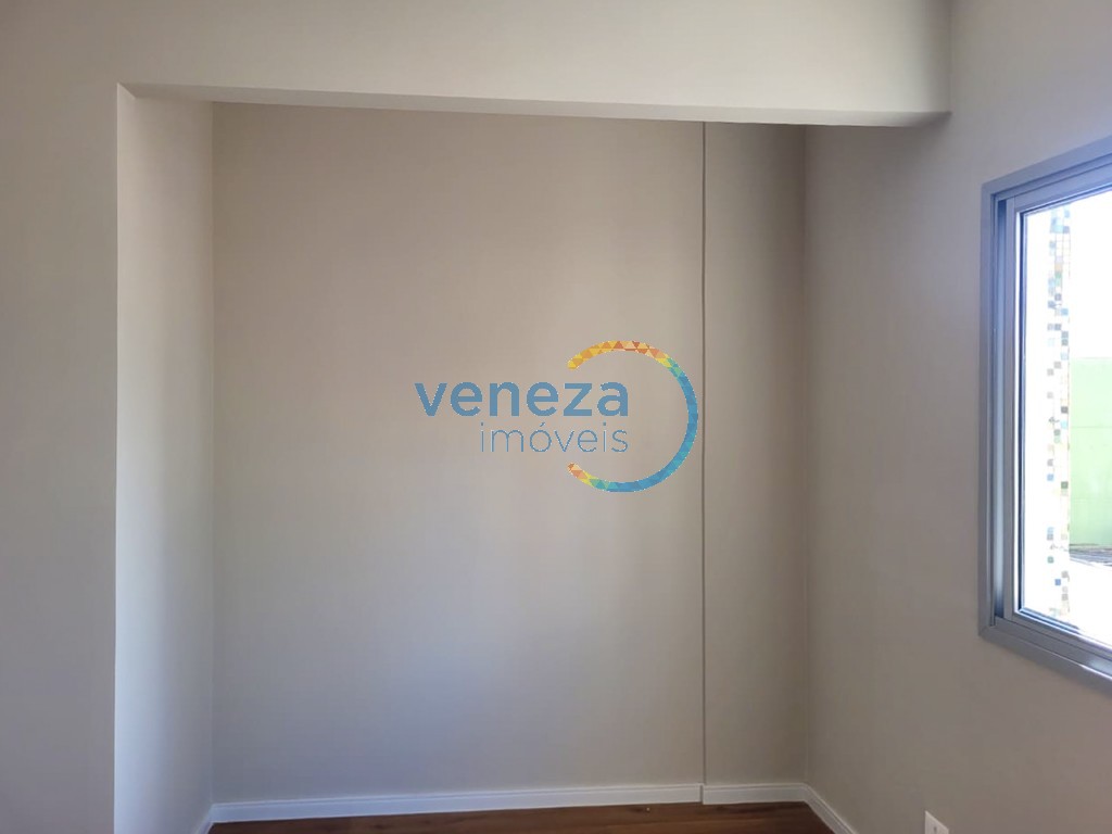 Apartamento para venda no Centro em Londrina com 87,2m² por R$ 290.000,00