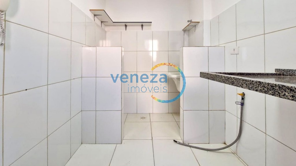Apartamento para locação no bairro Centro de Londrina com 44m<sup>2</sup> útil, 2 quartos, 1 vaga de garagem