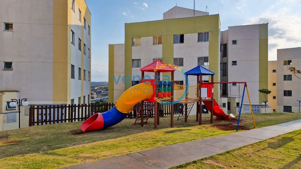 Apartamento para locação no bairro Centro de Londrina com 44m<sup>2</sup> útil, 2 quartos, 1 vaga de garagem