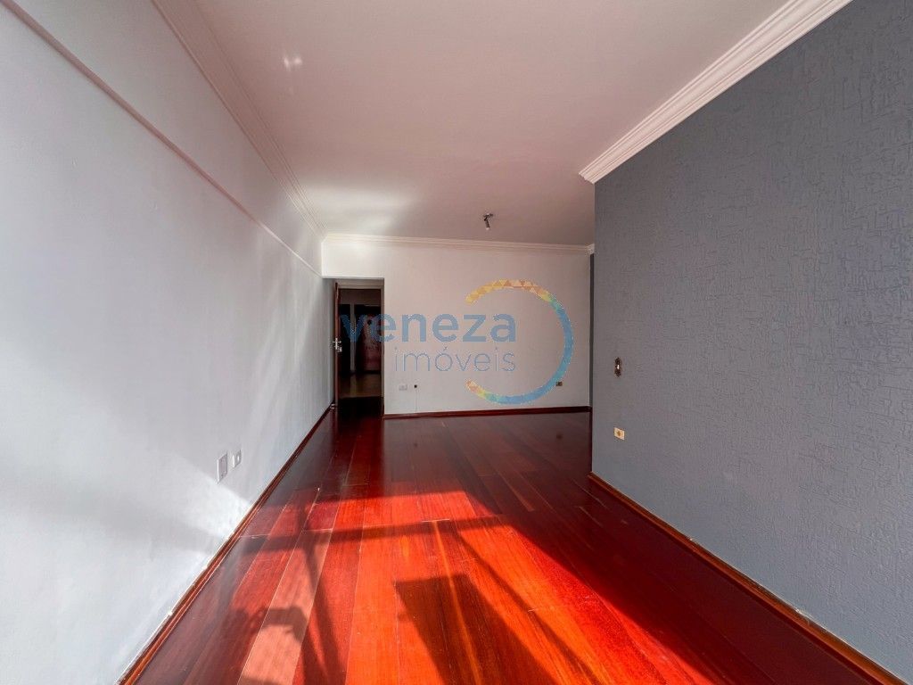 Apartamento para venda no Centro em Londrina com 125,31m² por R$ 359.000,00  - Foto 2