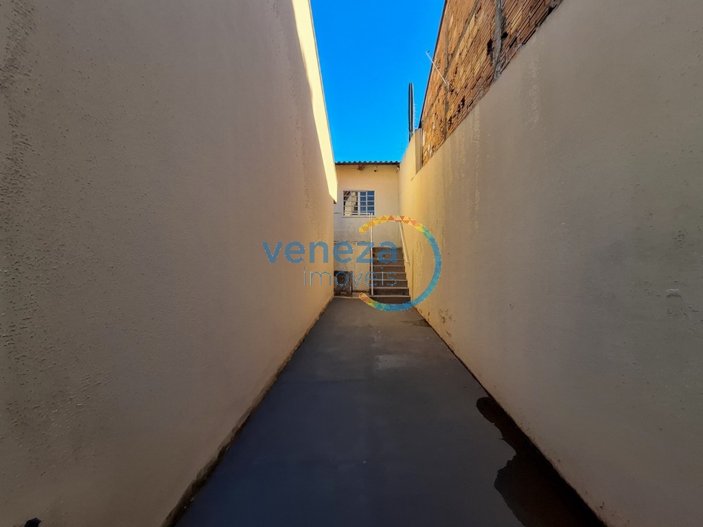 Apartamento para locacao no Universidade em Londrina com 22m² por R$ 937,50