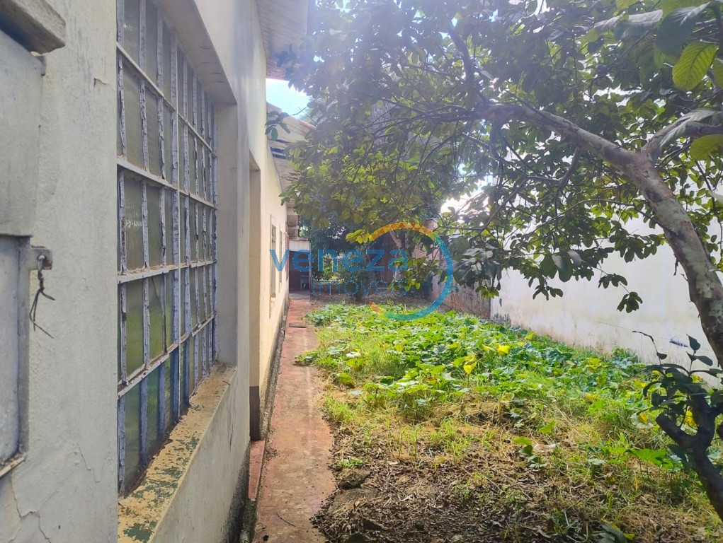 Terreno para venda no Centro em Cambe com 825m² por R$ 1.200.000,00