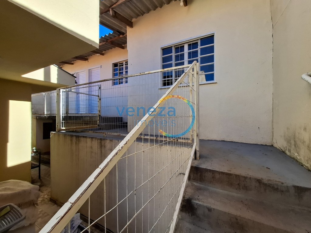 Apartamento para locacao no Universidade em Londrina com 22m² por R$ 937,50