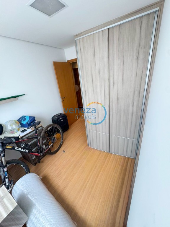 Apartamento para locação no bairro Gleba Palhano de Londrina com 77m<sup>2</sup> útil, 2 quartos, 2 vagas de garagem - Foto 17