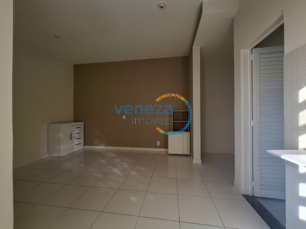 Apartamento para locacao no Piza em Londrina com 30m² por R$ 937,50