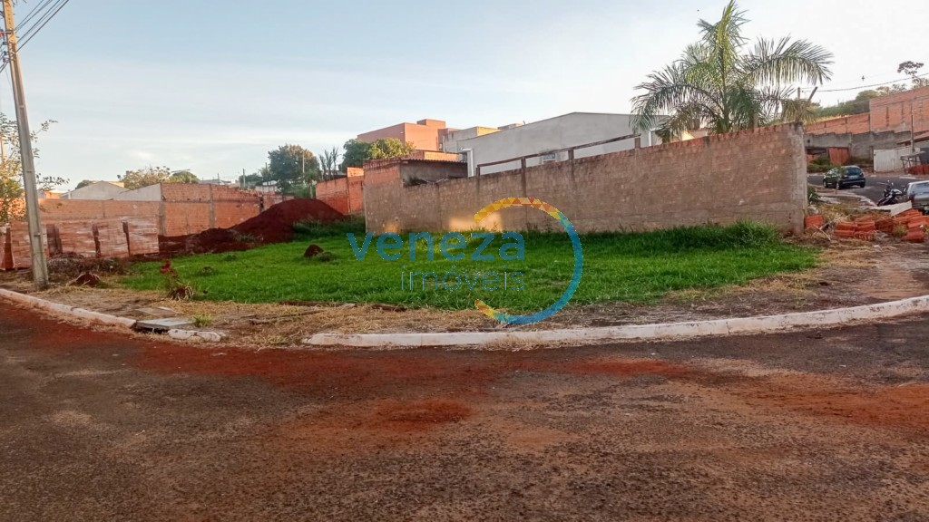Terreno para venda no Parque Leblon em Londrina com 283m² por R$ 160.000,00