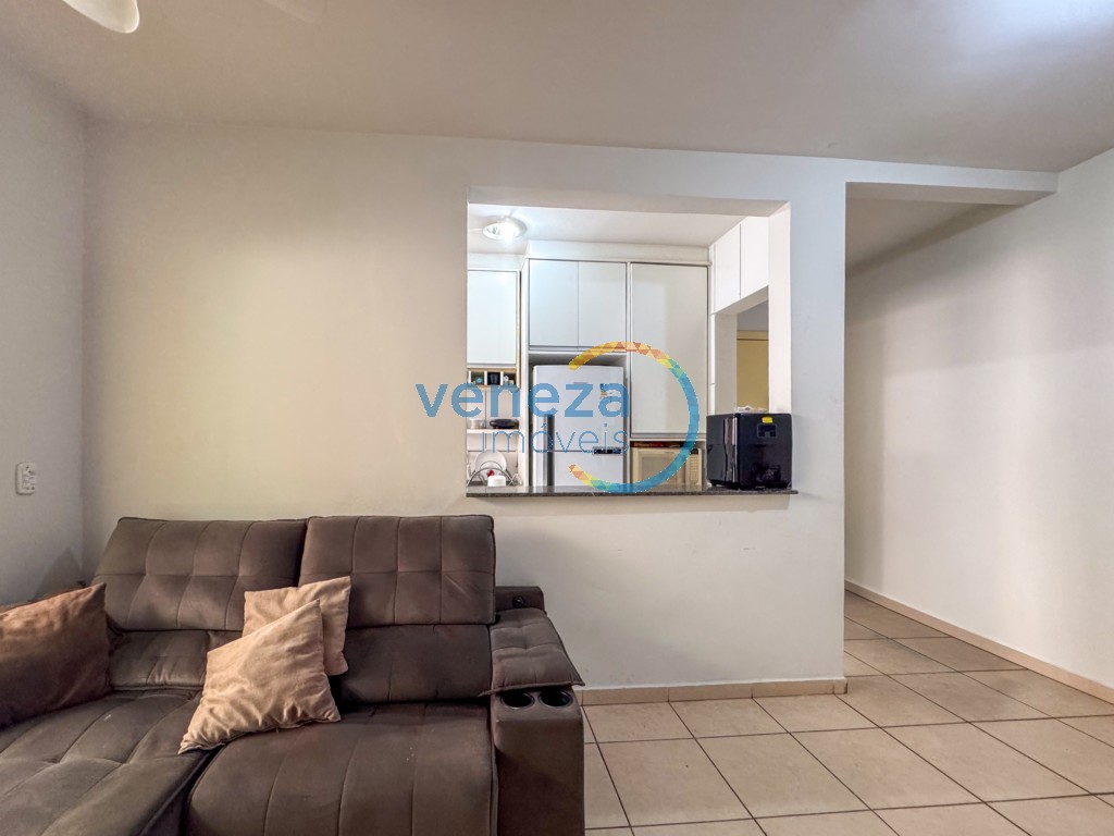 Apartamento à venda no bairro Nossa Senhora de Lourdes de Londrina com 77.7m<sup>2</sup> útil, 3 quartos, 1 vaga de garagem