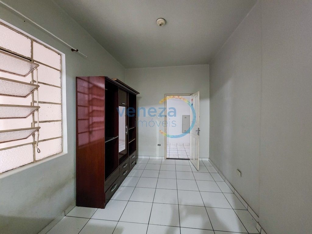 Apartamento para locacao no Centro em Londrina com 35m² por R$ 825,00