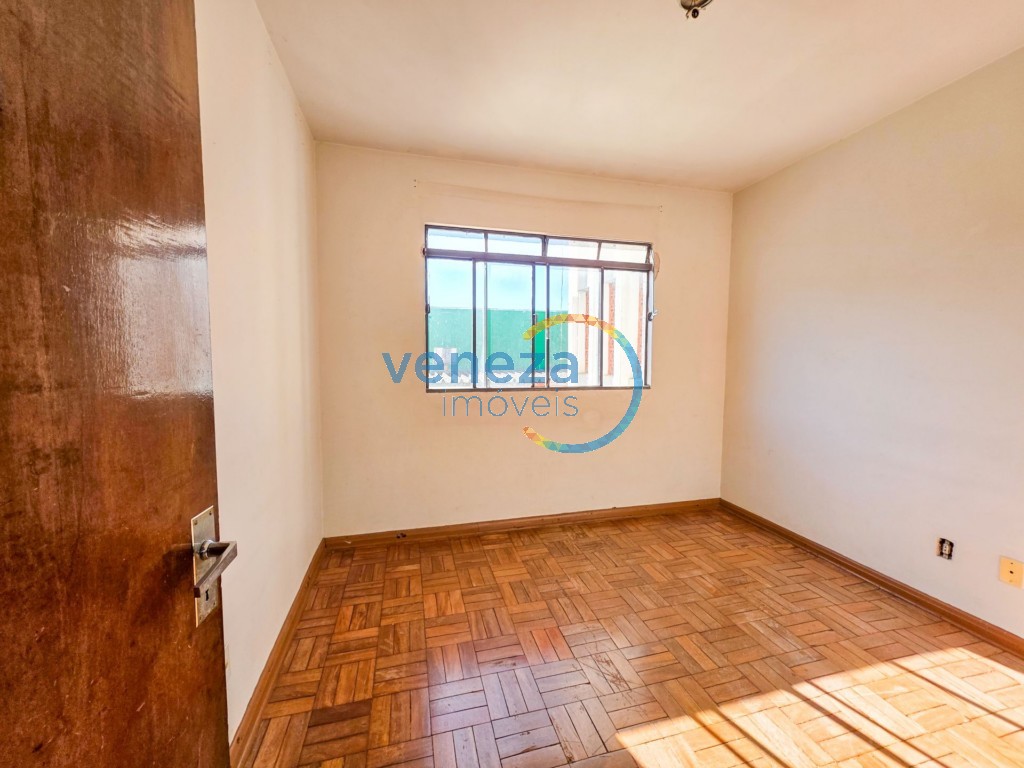 Apartamento à venda no bairro Centro de Londrina com 70m<sup>2</sup> útil, 3 quartos, 1 vaga de garagem