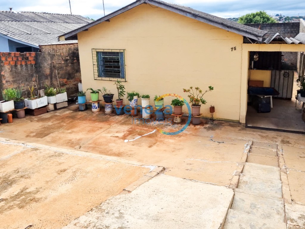Casa Residencial para venda no Farid Libos em Londrina com 200m² por R$ 145.000,00