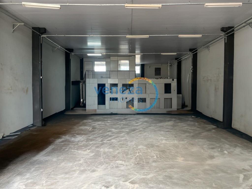 Barracão_salão_loja para venda no Centro em Londrina com 326m² por R$ 1.100.000,00