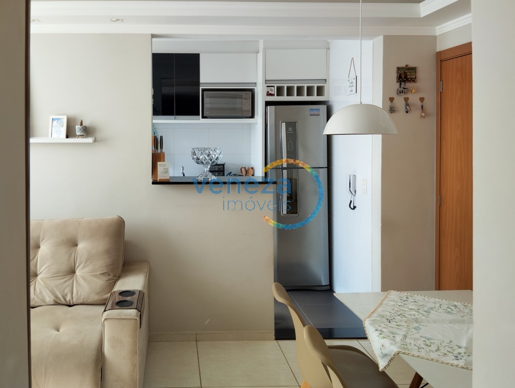 Apartamento para venda no Cidade Industrial II em Londrina com 85,04m² por R$ 260.000,00