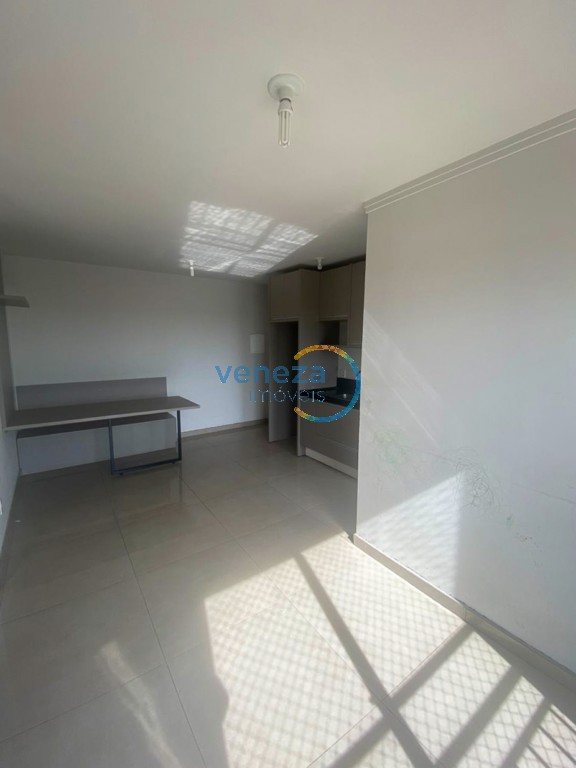 Apartamento para locacao no Heimtal em Londrina com 121,24m² por R$ 1.187,50