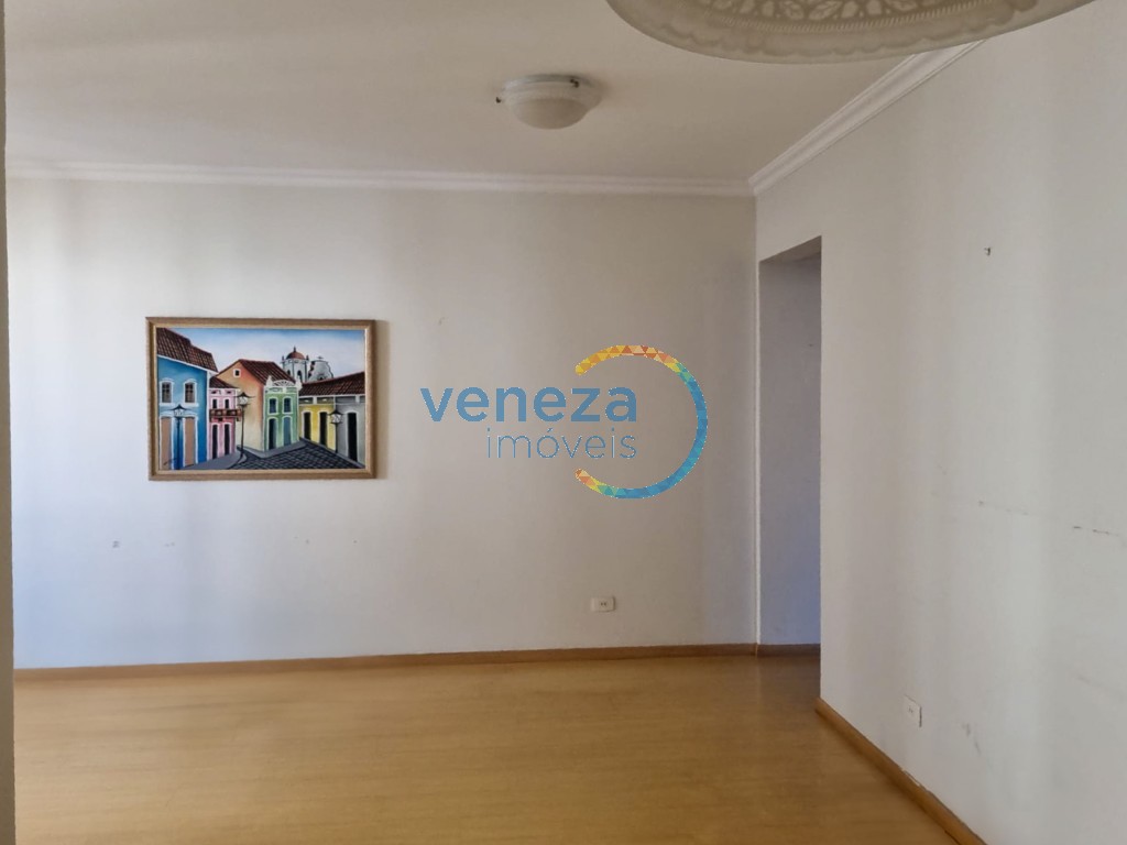Apartamento para venda no Centro em Londrina com 136m² por R$ 370.000,00
