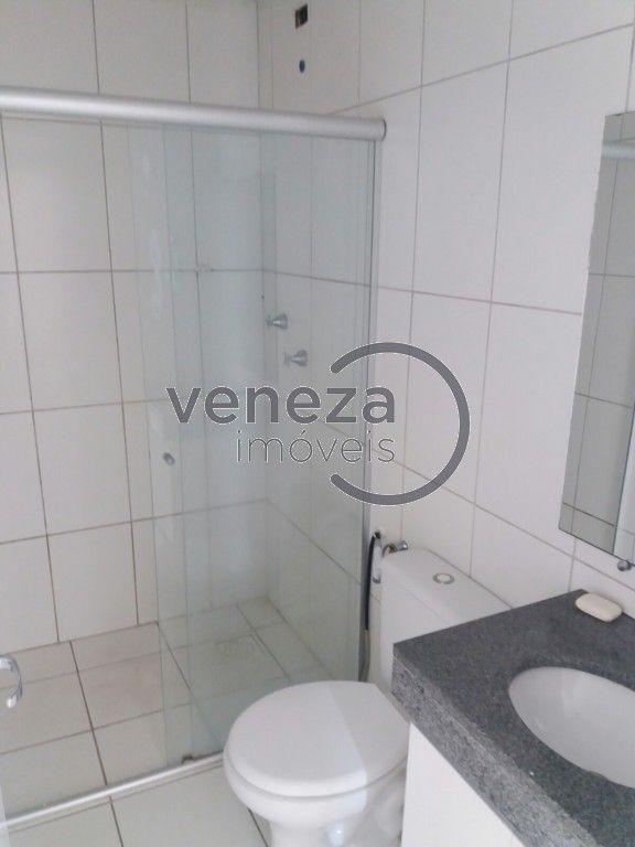 Apartamento à venda no bairro Sao Vicente de Londrina com 55.57m<sup>2</sup> útil, 2 quartos, 1 vaga de garagem