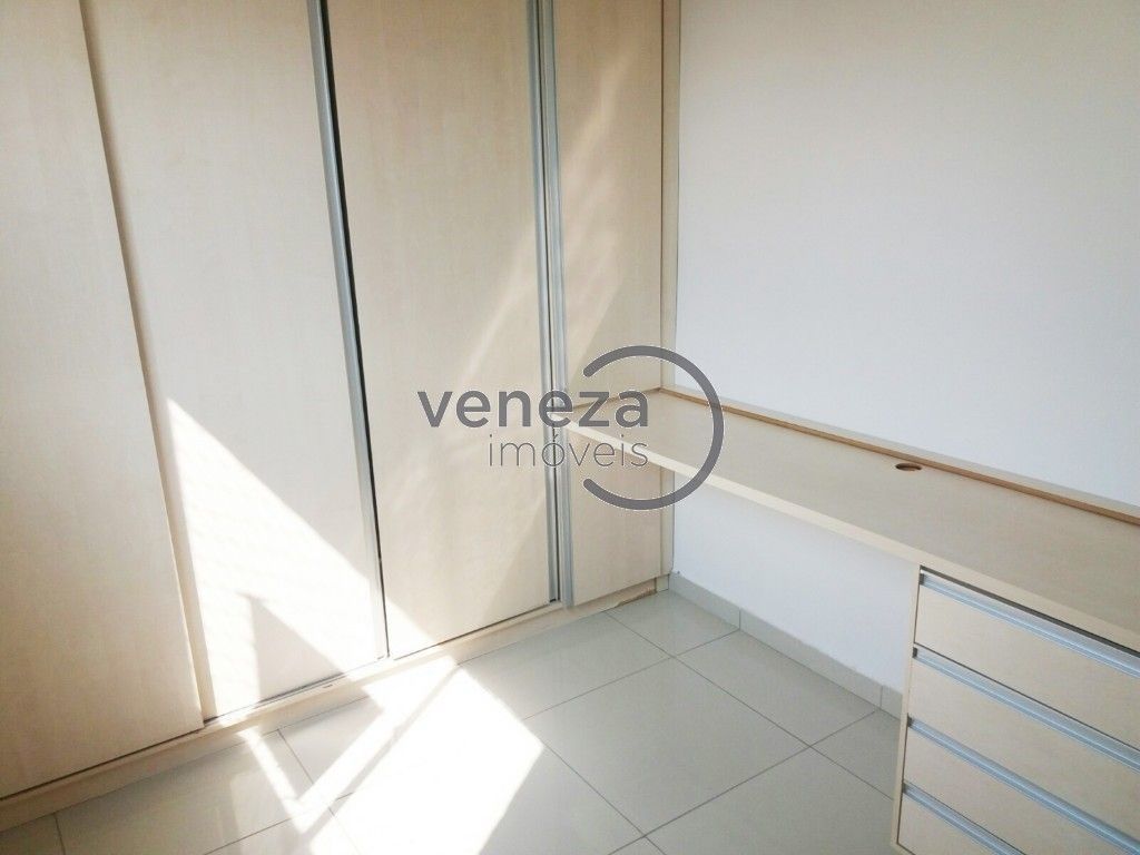 Apartamento à venda no bairro Sao Vicente de Londrina com 55.57m<sup>2</sup> útil, 2 quartos, 1 vaga de garagem