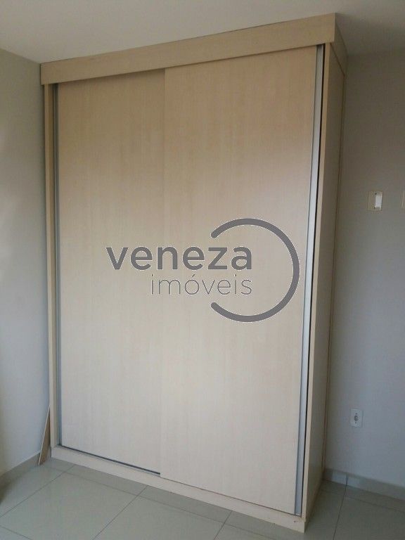 Apartamento à venda no bairro Sao Vicente de Londrina com 55.57m<sup>2</sup> útil, 2 quartos, 1 vaga de garagem