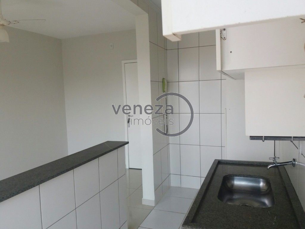 Apartamento à venda no bairro Sao Vicente de Londrina com 55.57m<sup>2</sup> útil, 2 quartos, 1 vaga de garagem