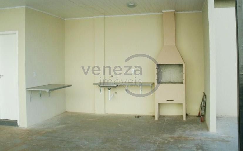 Apartamento à venda no bairro Sao Vicente de Londrina com 55.57m<sup>2</sup> útil, 2 quartos, 1 vaga de garagem