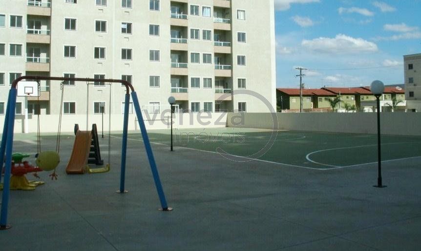 Apartamento à venda no bairro Sao Vicente de Londrina com 55.57m<sup>2</sup> útil, 2 quartos, 1 vaga de garagem