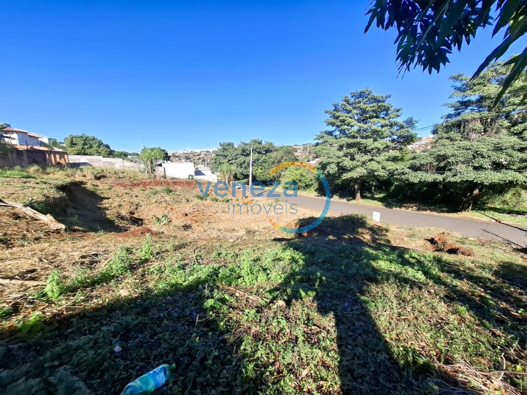 Terreno para venda no Sabara III em Londrina com 380m² por R$ 170.000,00