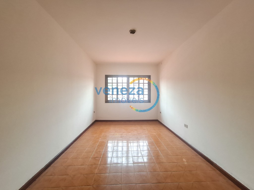 Casa Residencial para venda no Coliseu em Londrina com 118m² por R$ 450.000,00