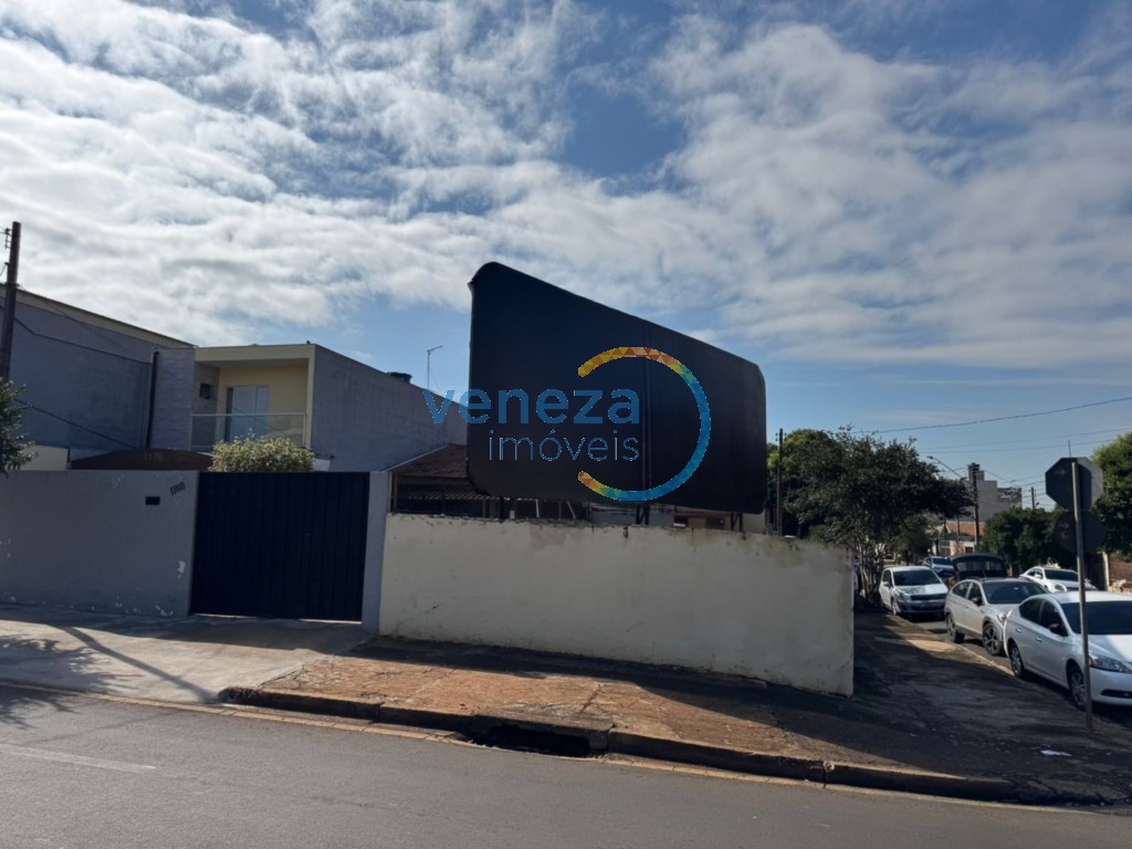 Terreno à venda no bairro Palmares de Londrina com 440m<sup>2</sup> total