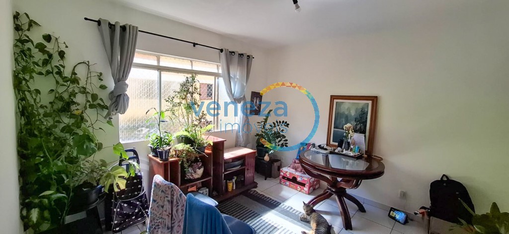 Apartamento para venda no Lima Azevedo em Londrina com 67,39m² por R$ 245.000,00