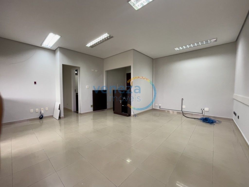 Sala para venda no Centro em Londrina com 110m² por R$ 275.000,00