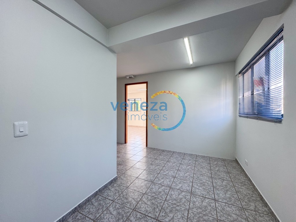 Sala à venda no bairro Centro de Londrina com 49.79m<sup>2</sup> útil