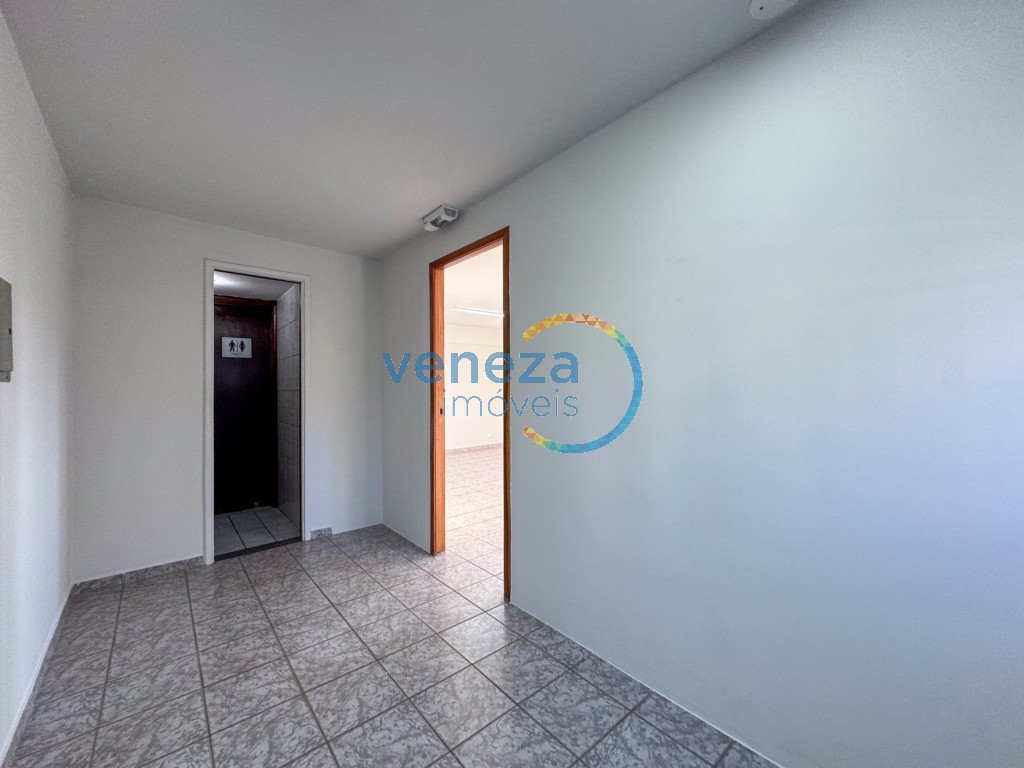 Sala à venda no bairro Centro de Londrina com 49.79m<sup>2</sup> útil