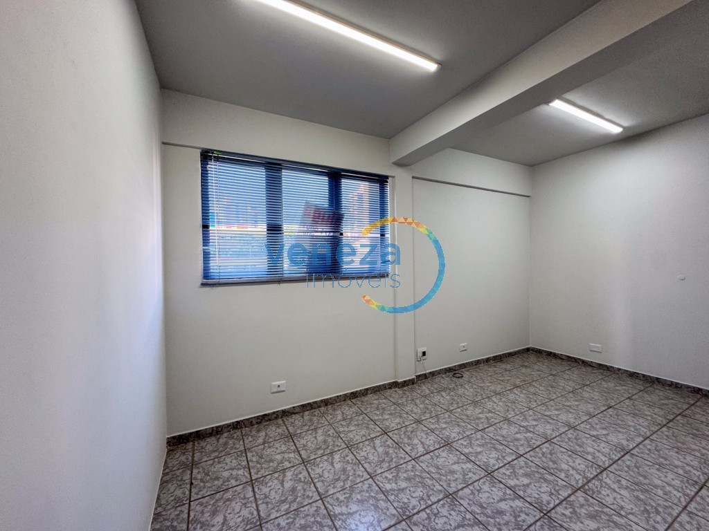 Sala à venda no bairro Centro de Londrina com 49.79m<sup>2</sup> útil