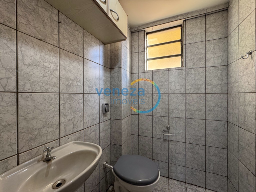 Sala à venda no bairro Centro de Londrina com 49.79m<sup>2</sup> útil