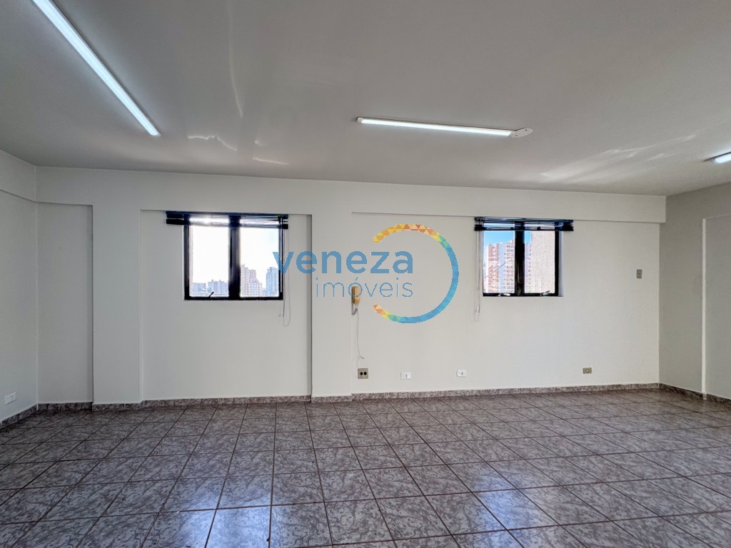 Sala à venda no bairro Centro de Londrina com 49.79m<sup>2</sup> útil